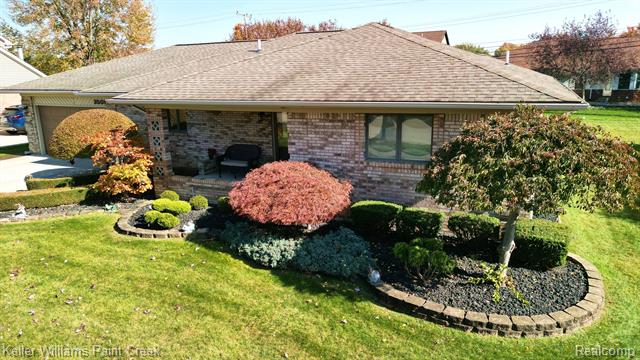 front view picture of 35080 Wellston Ave, Sterling Heights, MI. 48312
