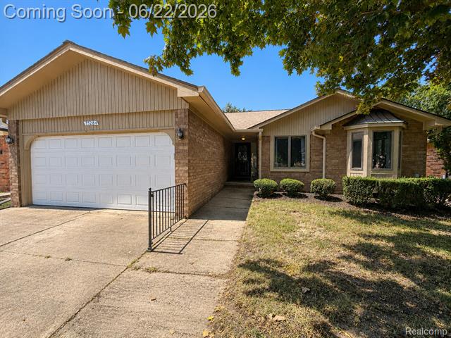 front view picture of 35284 Vito Dr, Sterling Heights, MI. 48310