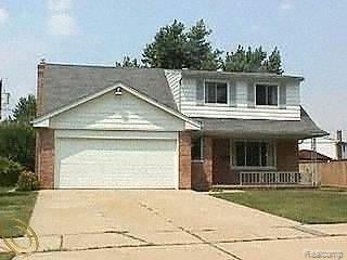 front view picture of 4275 Nickolas Dr, Sterling Heights, MI. 48310