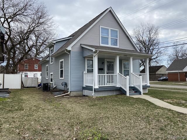 front view picture of 21032 Woodside Ave, Ferndale, MI. 48220