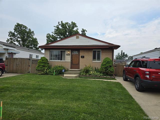 front view picture of 19766 Abrahm, Clinton Township, MI. 48035