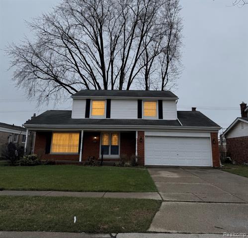 front view picture of 35109 Dearing Dr, Sterling Heights, MI. 48312