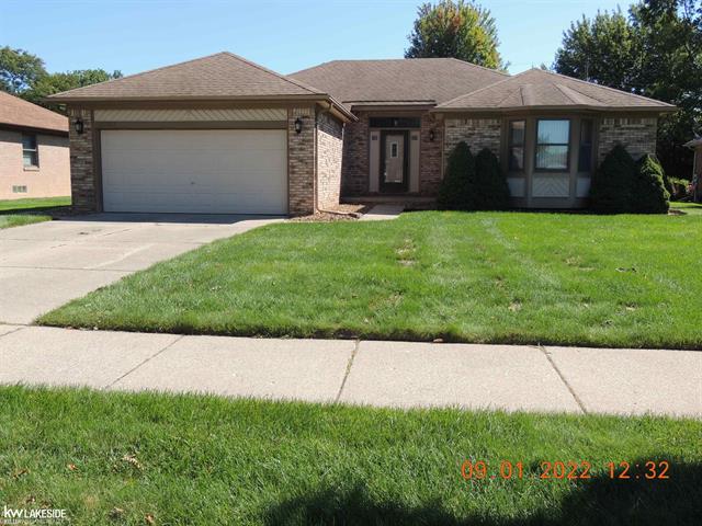 front view picture of 35098 Kensington Ave, Sterling Heights, MI. 48312