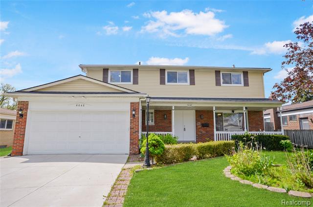 front view picture of 4048 Augustine Dr, Sterling Heights, MI. 48310