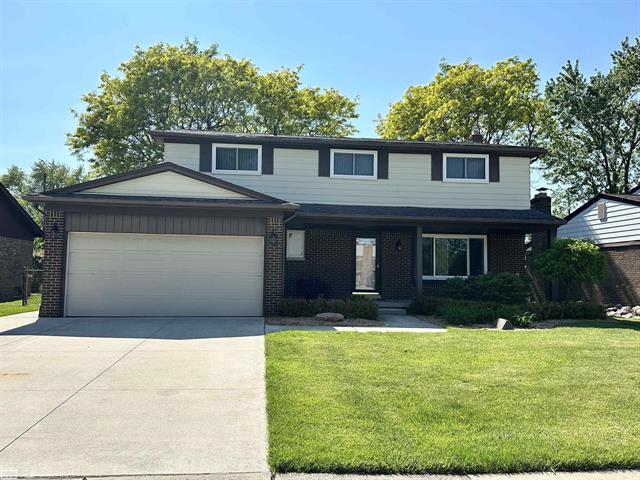 front view picture of 36171 Pompano Dr, Sterling Heights, MI. 48310