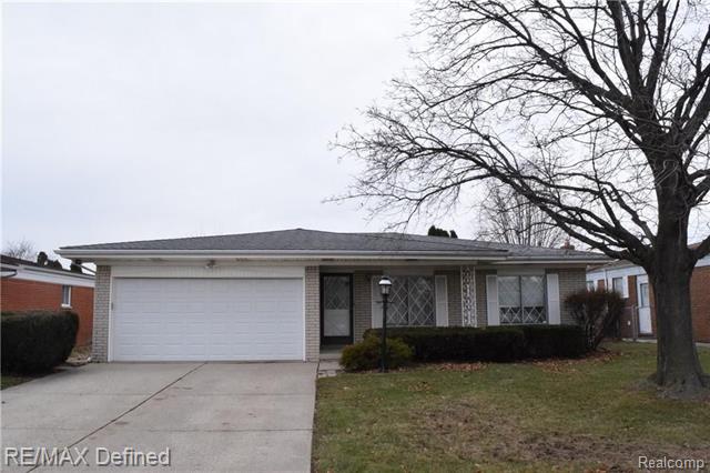 front view picture of 13587 Terra Santa Dr, Sterling Heights, MI. 48312