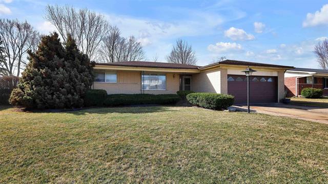 front view picture of 35325 Bobcean, Clinton Township, MI. 48035