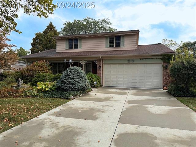 front view picture of 35604 Alta Vista Dr, Sterling Heights, MI. 48312