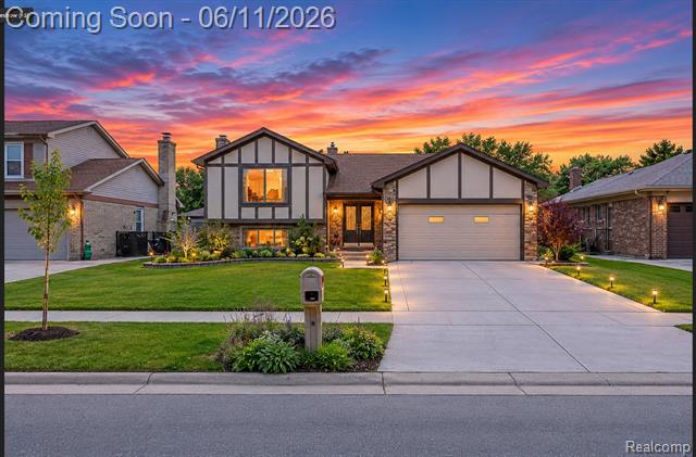 front view picture of 35826 Foothill Dr, Sterling Heights, MI. 48312
