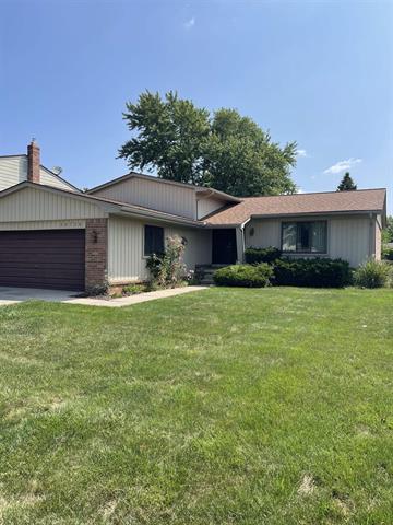 front view for 36726 La Marra Dr, Sterling Heights, Mi. 48310