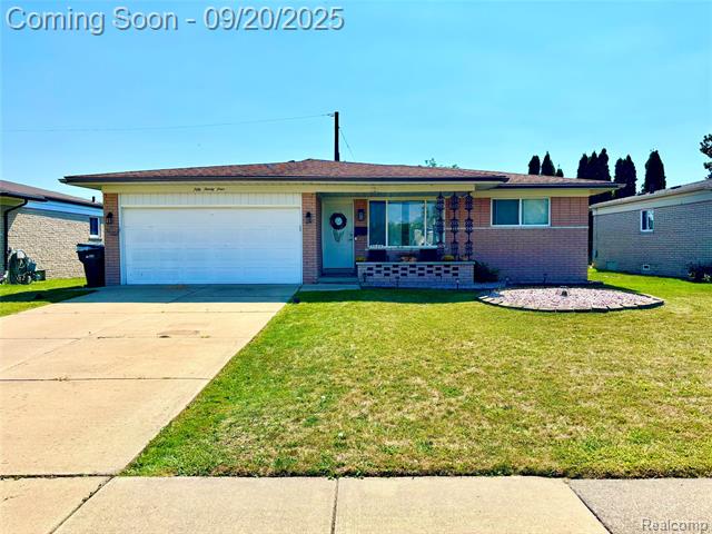 front view picture of 5024 Bristor Dr, Sterling Heights, MI. 48310
