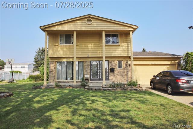 front view picture of 36368 Tulane Dr, Sterling Heights, MI. 48312