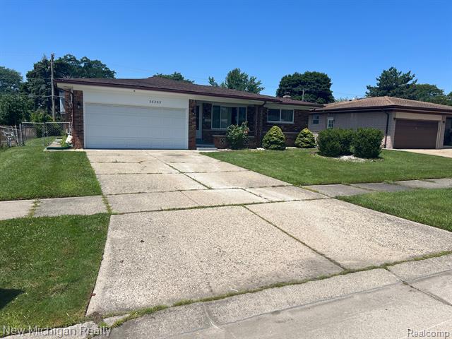front view picture of 36253 Jeffrey Dr, Sterling Heights, MI. 48310