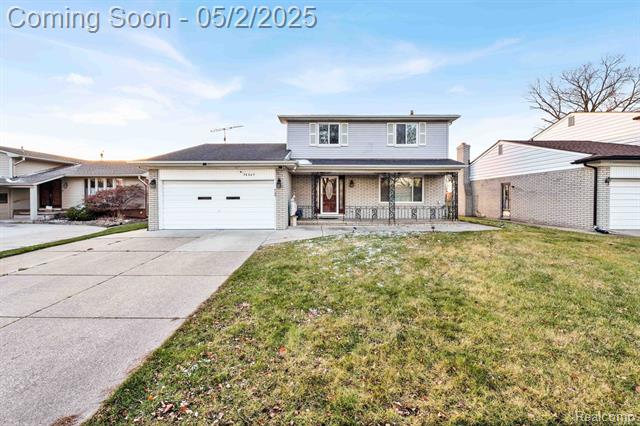 front view picture of 36687 La Marra Dr, Sterling Heights, MI. 48310