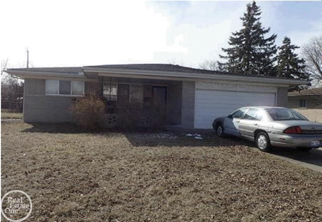 front view picture of 11378 Savage Dr, Sterling Heights, MI. 48312
