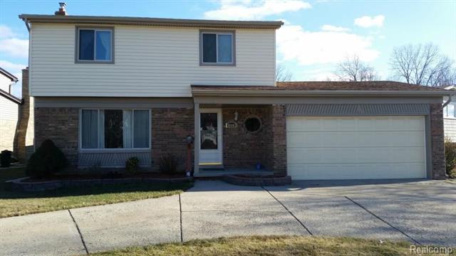 front view picture of 36602 Waltham Dr, Sterling Heights, MI. 48310