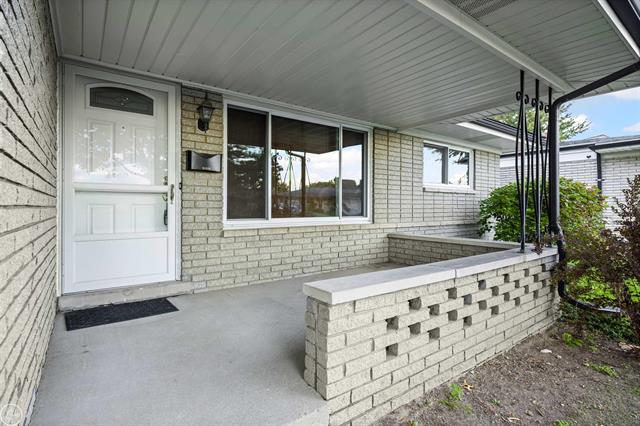 front view picture of 36815 Myra Court, Sterling Heights, MI. 48312