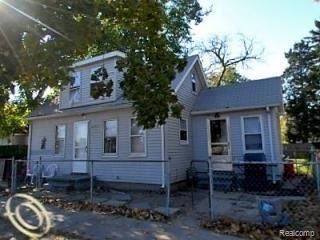 front view picture of 20805 S Chrysler Dr, Hazel Park, MI. 48030