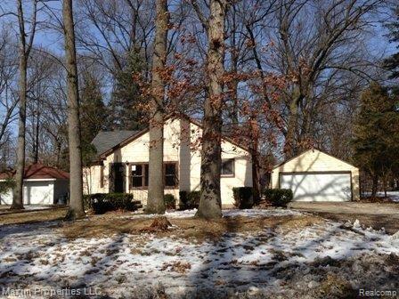 front view picture of 21130 8 1/2 Mile Rd, Southfield, MI. 48075