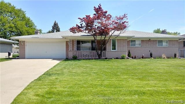 front view picture of 36850 Gregory Dr, Sterling Heights, MI. 48312
