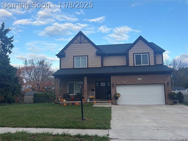 front view picture of 36738 Vine Dr, Sterling Heights, MI. 48312