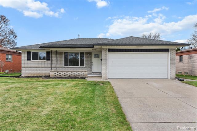 front view picture of 12329 De Grove Dr, Sterling Heights, MI. 48312