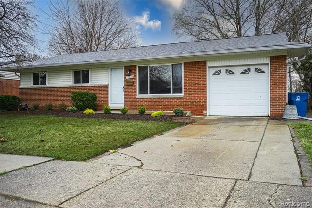 front view picture of 20817 Marvindale, Clinton Township, MI. 48035