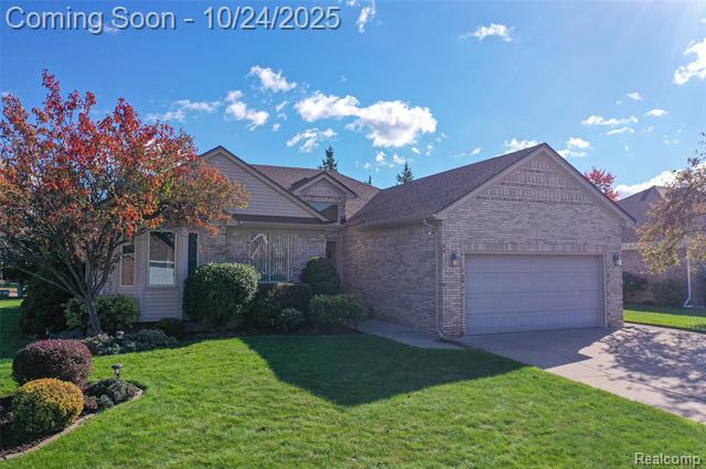 front view picture of 36592 Cecilia Dr, Sterling Heights, MI. 48312