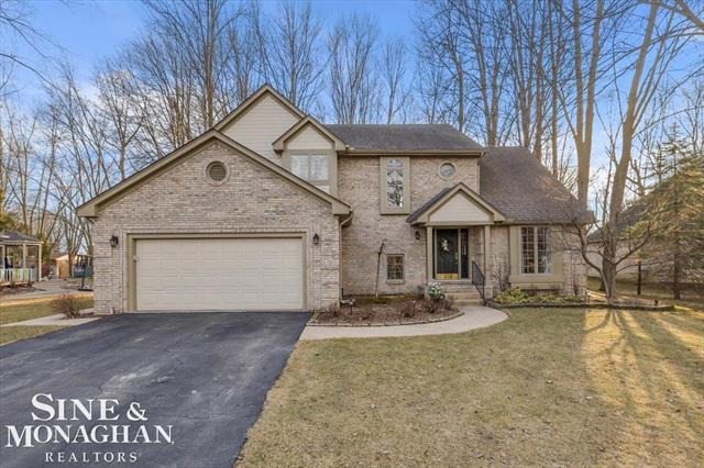 front view picture of 27010 Hickory, Harrison Township, MI. 48045