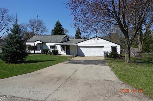front view picture of 36571 Birwood, Clinton Township, MI. 48035