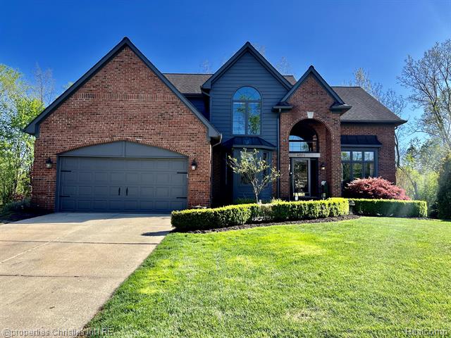front view picture of 45571 Irvine Dr, Novi, MI. 48374