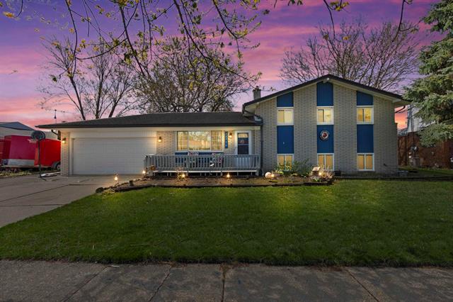 front view picture of 23728 Neil, Clinton Township, MI. 48035