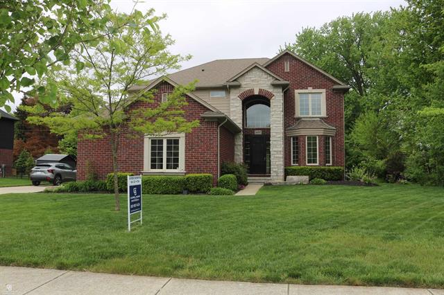 front view picture of 34357 Dante Dr, New Baltimore, MI. 48047