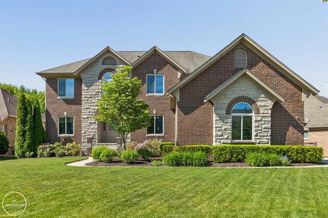 front view picture of 19060 Bedford Dr, Clinton Township, MI. 48038