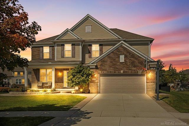 front view picture of 49479 Gaviota Ln, Macomb, MI. 48044