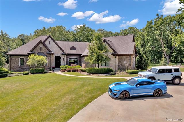 front view picture of 5000 Lockwood Drive, Washington, MI. 48094
