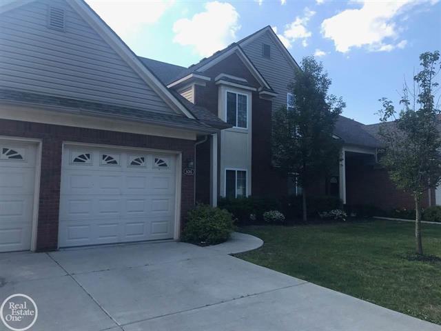 front view picture of 14261 Shadywood Dr, Sterling Heights, MI. 48312