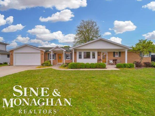 front view picture of 7213 Cardinal Rd, Algonac, MI. 48001