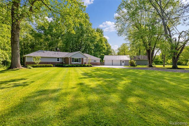 front view picture of 6590 Swartout Rd, Algonac, MI. 48001