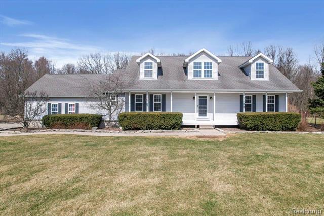 front view picture of 6184 Short Cut Rd, Marine City, MI. 48039
