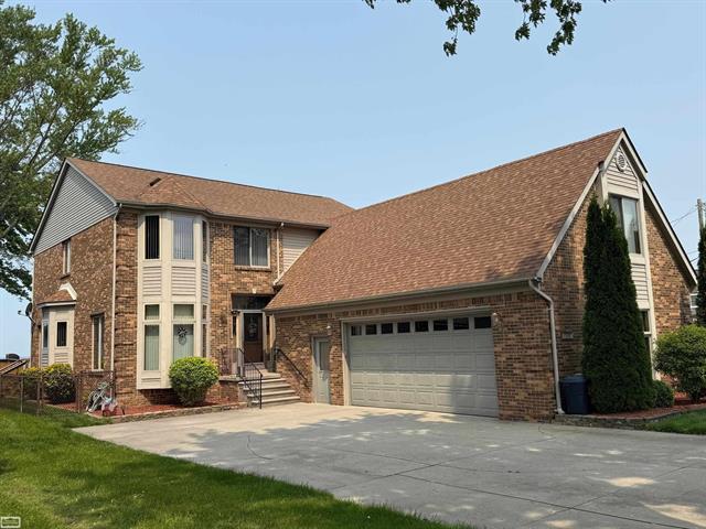 front view picture of 7591 Dyke Rd, Fair Haven, MI. 48023