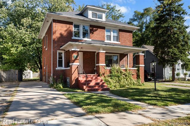 front view picture of 261 E Webster St, Ferndale, MI. 48220
