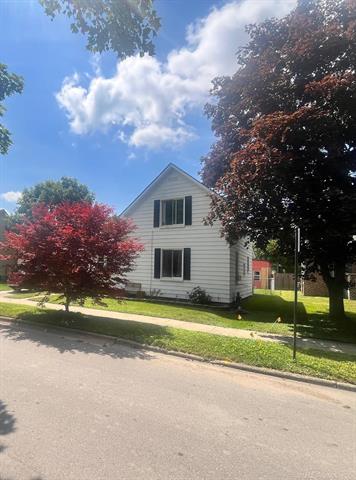 front view picture of 317 Ward St, Marine City, MI. 48039