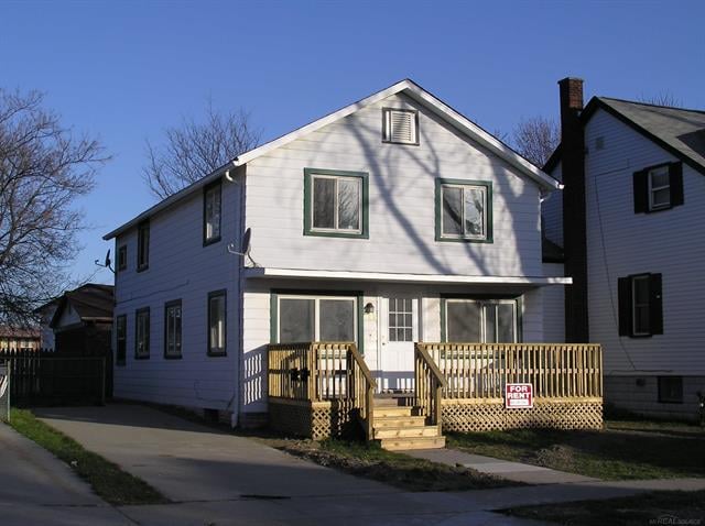 front view picture of 444 S William St, Marine City, MI. 48039