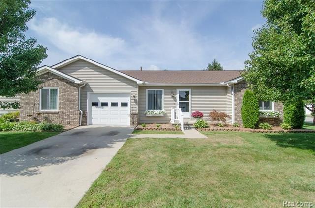 front view picture of 211 Erie St, Marine City, MI. 48039