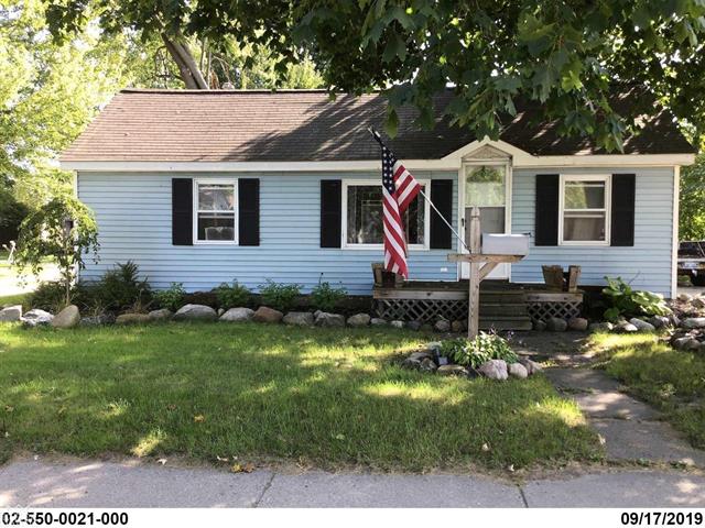 front view picture of 161 S Parker St, Marine City, MI. 48039