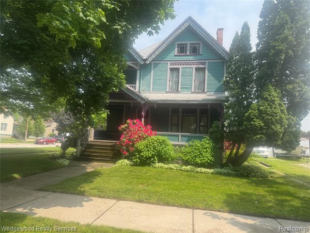 front view picture of 136 N Main St, Marine City, MI. 48039