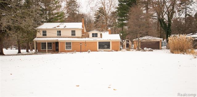 front view picture of 21875 Beech Rd, Southfield, MI. 48033