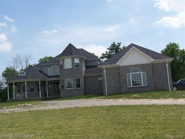 front view picture of 7791 Arnold Rd, Fair Haven, MI. 48023