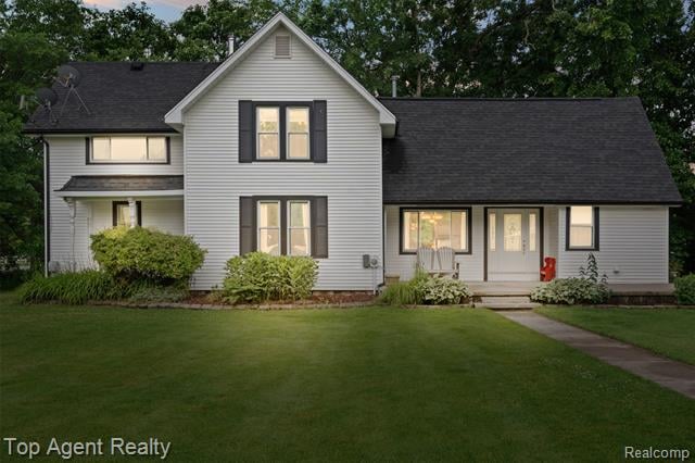 front view picture of 7788 Arnold Rd, Fair Haven, MI. 48023